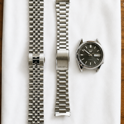 Buy Seiko-5 Slim Caseback Jubilee Bracelet Online