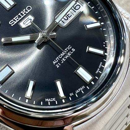Seiko 5 Japan Made SNXS79 Gorgeous Grey Sunburst Dial Men's Automatic Watch Full set - Image 4