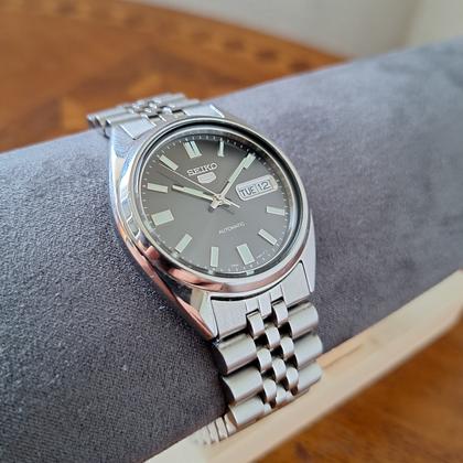 Seiko 5 SNXS79 - Image 5