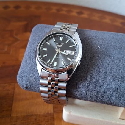 Seiko 5 SNXS79 - Image 3